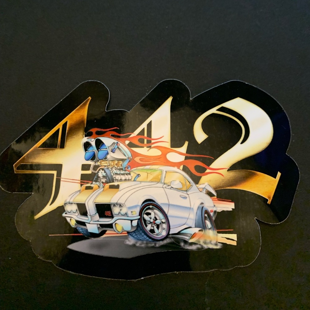 Muscle car 442 Oldsmobile crit cut sticker